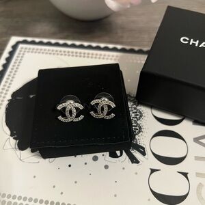 CHANEL CC‎ Classic Silver Stud Earrings - AUTH